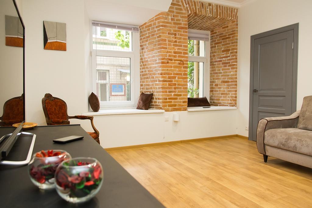 Apartment In The Center Of Odessa Exterior foto